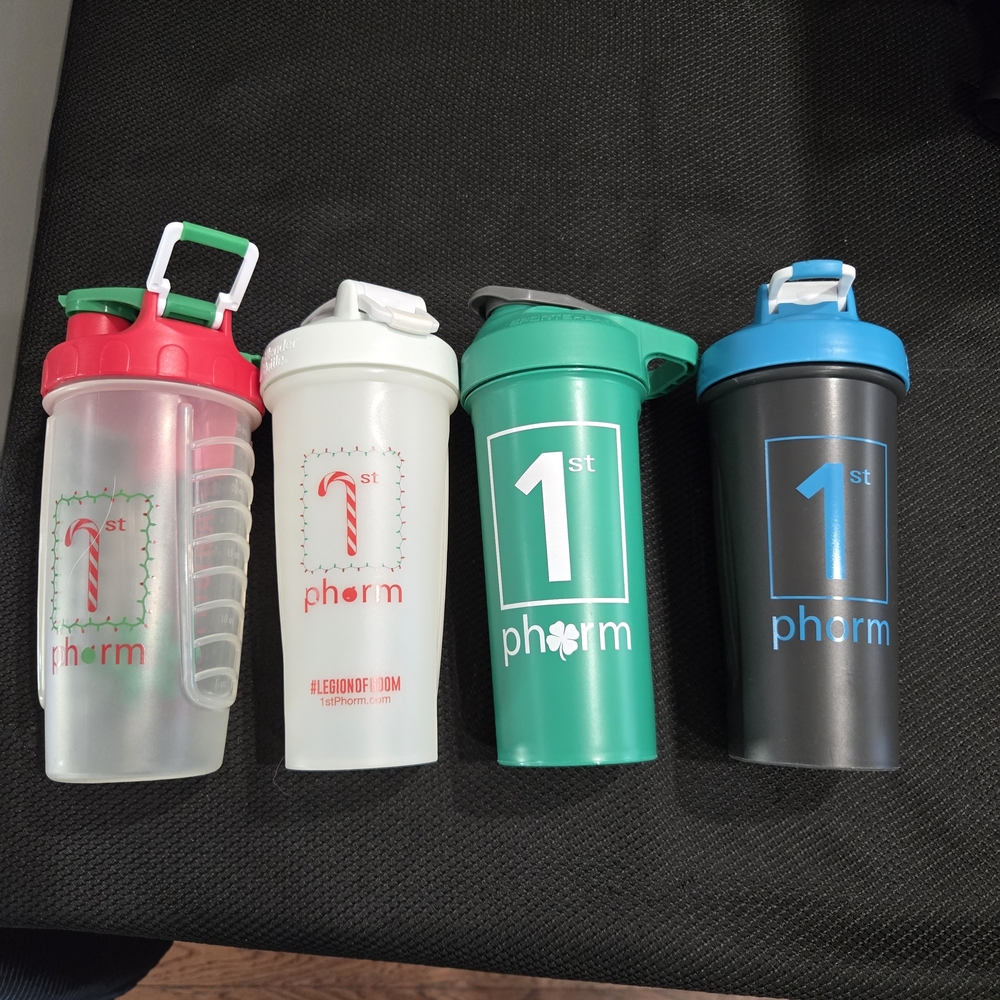 (4) Shaker Bottle Set - Red, White, Green, Gray